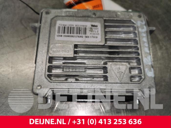 Toyota Pro-Ace Xenon module O180470