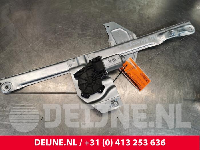 Citroen Berlingo Ruitmechaniek 2Deurs rechts-voor O180478