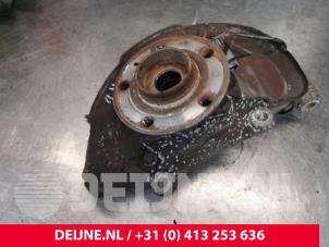 Volvo V70 Achsschenkel rechts vorne O180497 foto 3