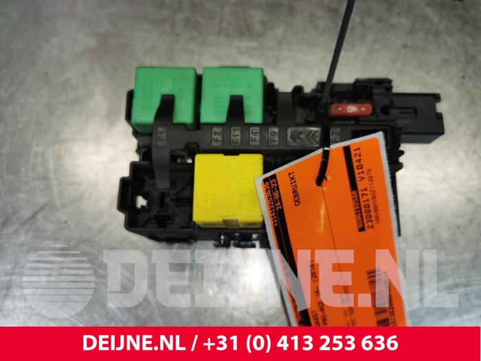Toyota Pro-Ace Fuse box O180514