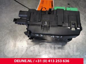 Toyota Pro-Ace Sicherungskasten O180514 foto 3