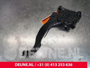 Toyota Pro-Ace Gaspedal O180515 foto 2