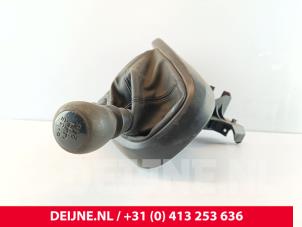 Gebruikte Versnellingspook Opel Combo Mk.III (D) 1.6 CDTI 16V ecoFlex Prijs € 48,40 Inclusief btw aangeboden door van Deijne Onderdelen Uden B.V.