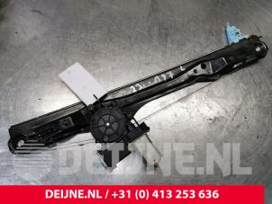 Gebruikte Raammechaniek 4Deurs links-voor Opel Combo Mk.III (D) 1.6 CDTI 16V ecoFlex Prijs € 60,50 Inclusief btw aangeboden door van Deijne Onderdelen Uden B.V.