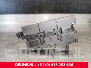 Volkswagen Golf Schalter O180735 foto 2
