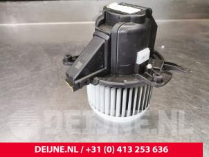 Toyota Pro-Ace Heizung Belüftungsmotor O180818 foto 2