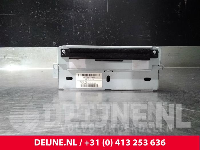 Volvo V60 CD Speler O180979