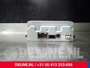 Volvo V60 CD player O180979 photo 2