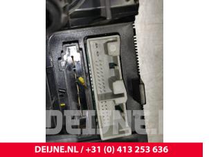 Volkswagen Caddy Kachel Bedieningspaneel O181020 foto 3