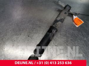 Peugeot Partner Stoßdämpfer links hinten O181074 foto 3