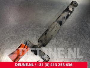 Peugeot Partner Schokdemper rechts-achter O181075 foto 2