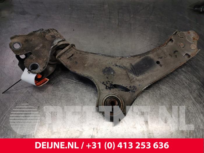 Volvo XC60 Querlenker unten rechts vorne O181089