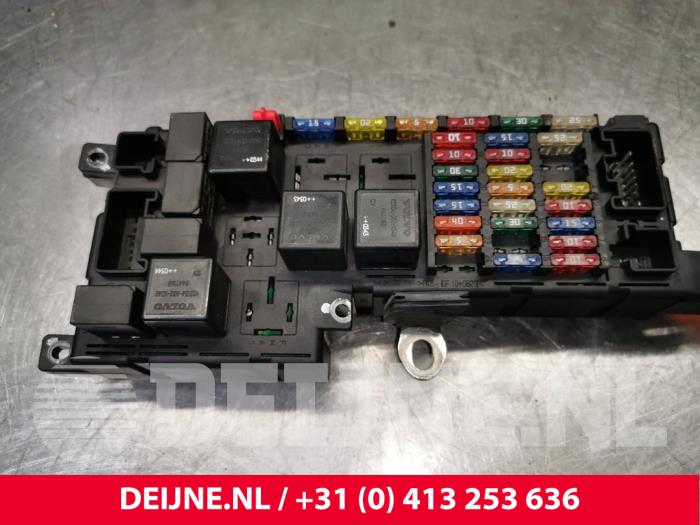 Volvo S80 Sicherungskasten O181105