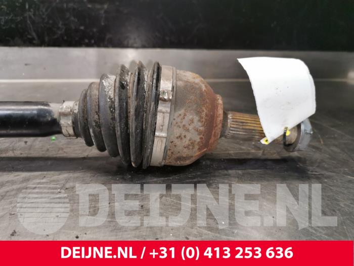 Peugeot Expert Antriebswelle links vorne O181151