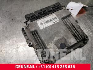 Opel Vivaro Steuergerät Motormanagement O181274 foto 2