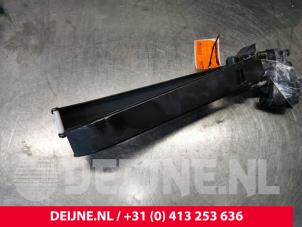 Opel Movano Door stop 2-door, left O181340 photo 2