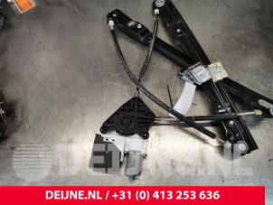 Volkswagen Caddy Ruitmechaniek 2Deurs links-voor O181342 foto 3