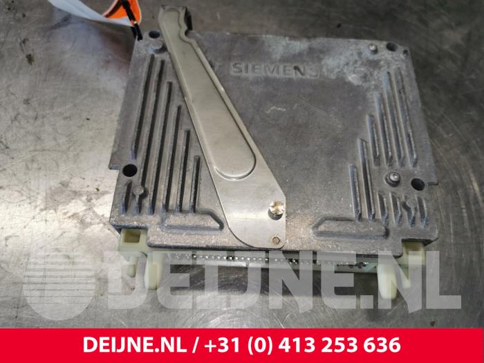 Volvo V70 Steuergerät Motormanagement O181355