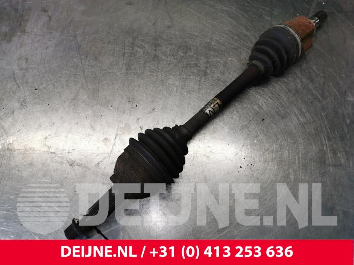 Nissan NV200 Antriebswelle links vorne O181381