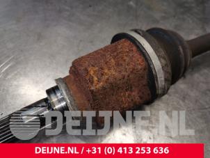 Nissan NV200 Front drive shaft, left O181381 photo 3