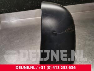 Renault Trafic Achterlichtrand links O181714 foto 3