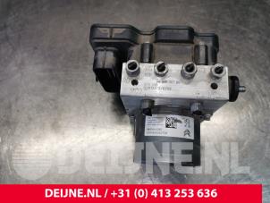 Toyota Pro-Ace ABS Pumpe O181741 foto 3