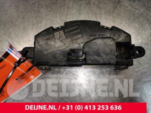 Mercedes Vito Heizung Widerstand O181772 foto 3