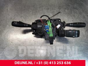 Gebruikte Combischakelaar Stuurkolom Renault Trafic (1FL/2FL/3FL/4FL) 2.0 dCi 16V 170 Prijs € 121,00 Inclusief btw aangeboden door van Deijne Onderdelen Uden B.V.