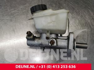 Volvo XC70 Hoofdremcilinder O181850 foto 3