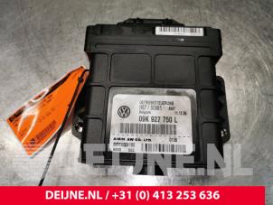 Volkswagen Transporter Computer Automatische Bak O181880 foto 2