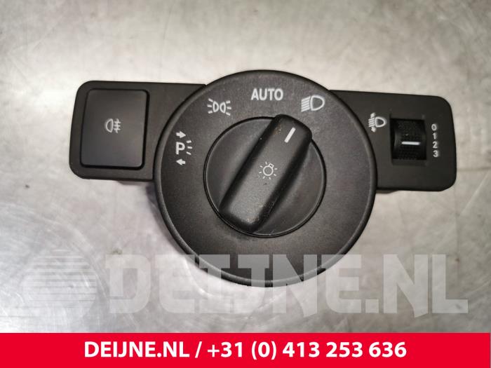 Mercedes Vito Licht Schalter O181926