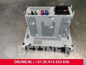 Mercedes Vito Display Multi Media regelunit O181994 foto 3
