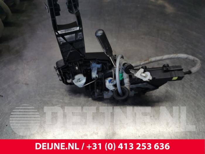 Mercedes Vito Türschlossmechanik 2-türig links O182039