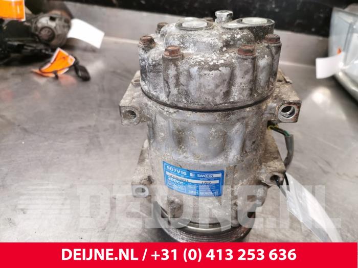 Volvo V50 Air conditioning pump O182216