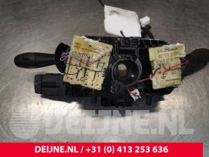 Renault Trafic Steering column stalk O182287 photo 3