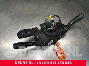 Renault Trafic Steering column stalk O182287 photo 2