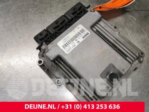 Renault Trafic Computer Motormanagement O182288 foto 2