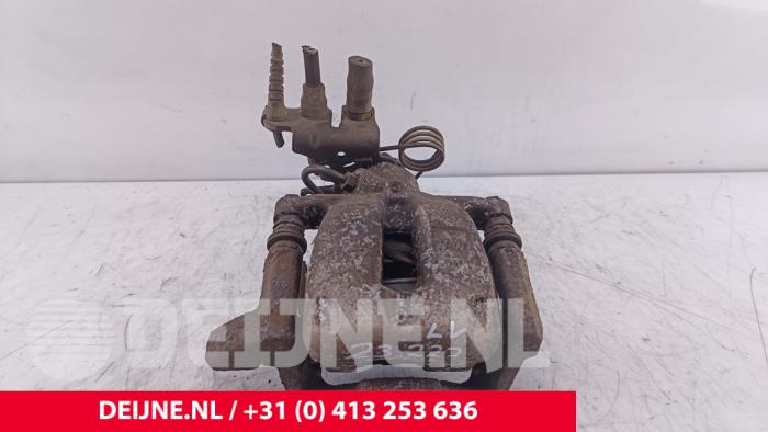 Volkswagen Caddy Bremszange links vorne O182397