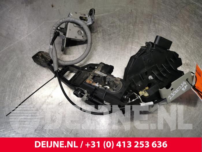 Ford Transit Connect Minibus/van rear door lock mechanism O182692