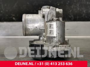Opel Vivaro Drosselklappengehäuse O182940 foto 2