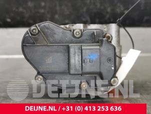 Opel Vivaro AGR Ventil O182941 foto 3