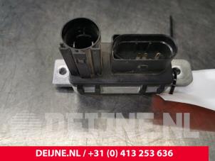 Volvo V60 Vorglührelais O183065 foto 2