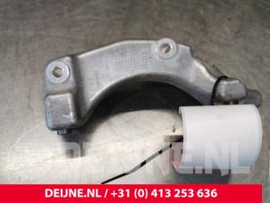Volvo V60 Air conditioning bracket O183085 photo 2
