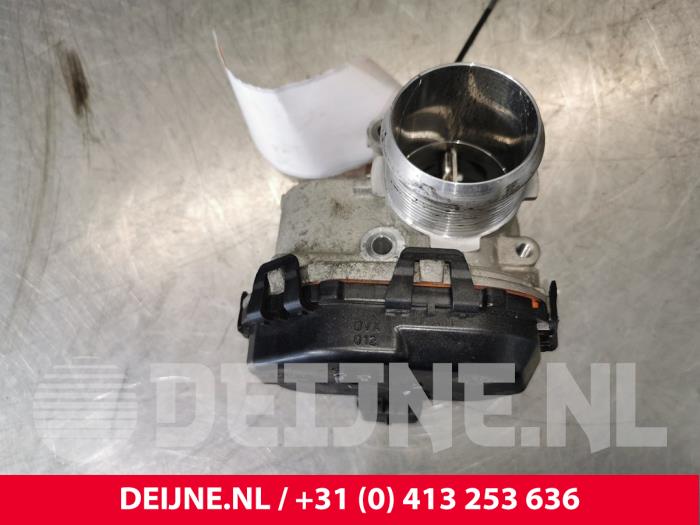 Peugeot Expert Throttle body O183100