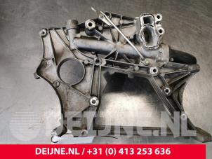 Mercedes Sprinter Dynamosteun boven O183128 foto 3