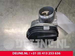 Volvo V40 Throttle body O183151 photo 2