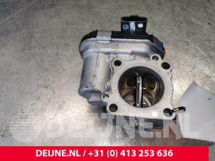 Volvo V40 Throttle body O183151 photo 3