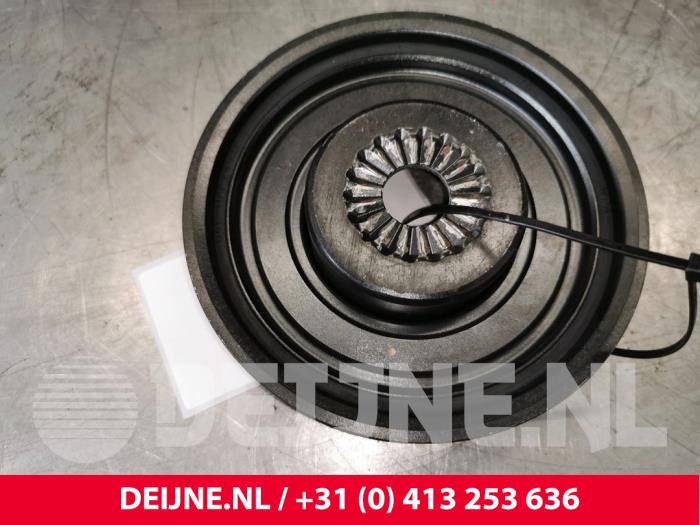 Gebruikte Krukas Poelie Volkswagen Golf VII (AUA) 1.4 TSI 16V Prijs € 30,00 Margeregeling aangeboden door van Deijne Onderdelen Uden B.V.