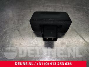 Ford Transit Kennzeichenbeleuchtung O9990001805 foto 3