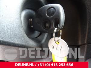 Gebruikte Kontaktslot + Sleutel Opel Movano 2.3 CDTi 16V FWD Prijs op aanvraag aangeboden door van Deijne Onderdelen Uden B.V.